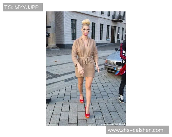 足球宝贝人体彩绘动态展示让你领略艺术与运动的完美结合